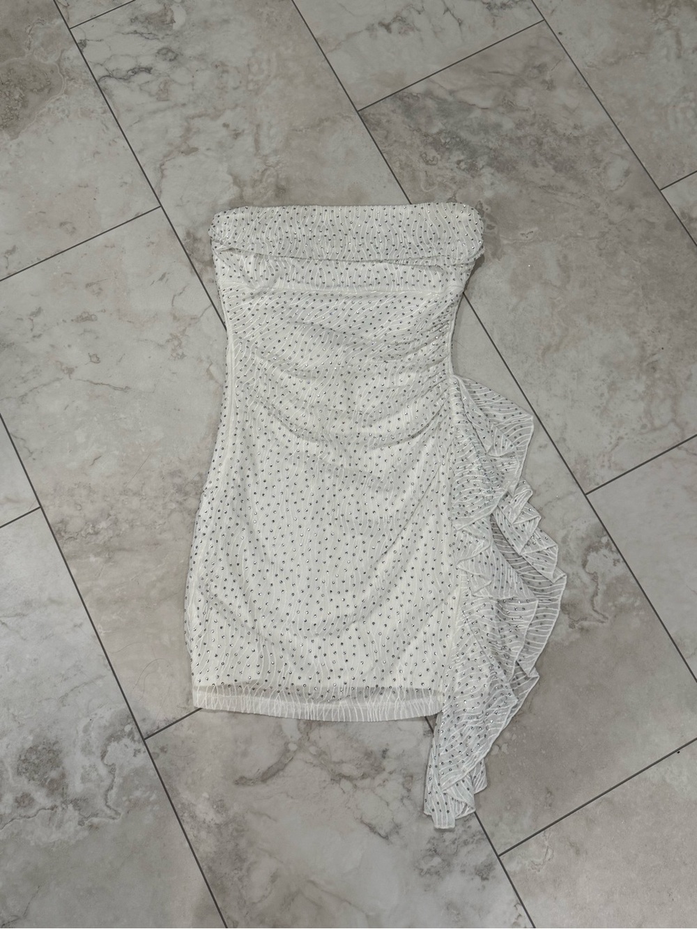 Women’s Strapless Dress